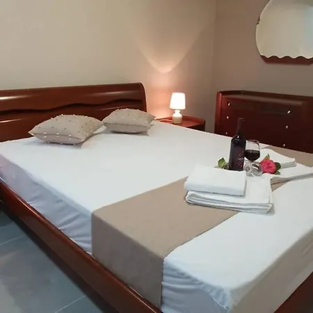 Aretousa - Center Luxury Suites 1 Néa Péramos Extérieur photo